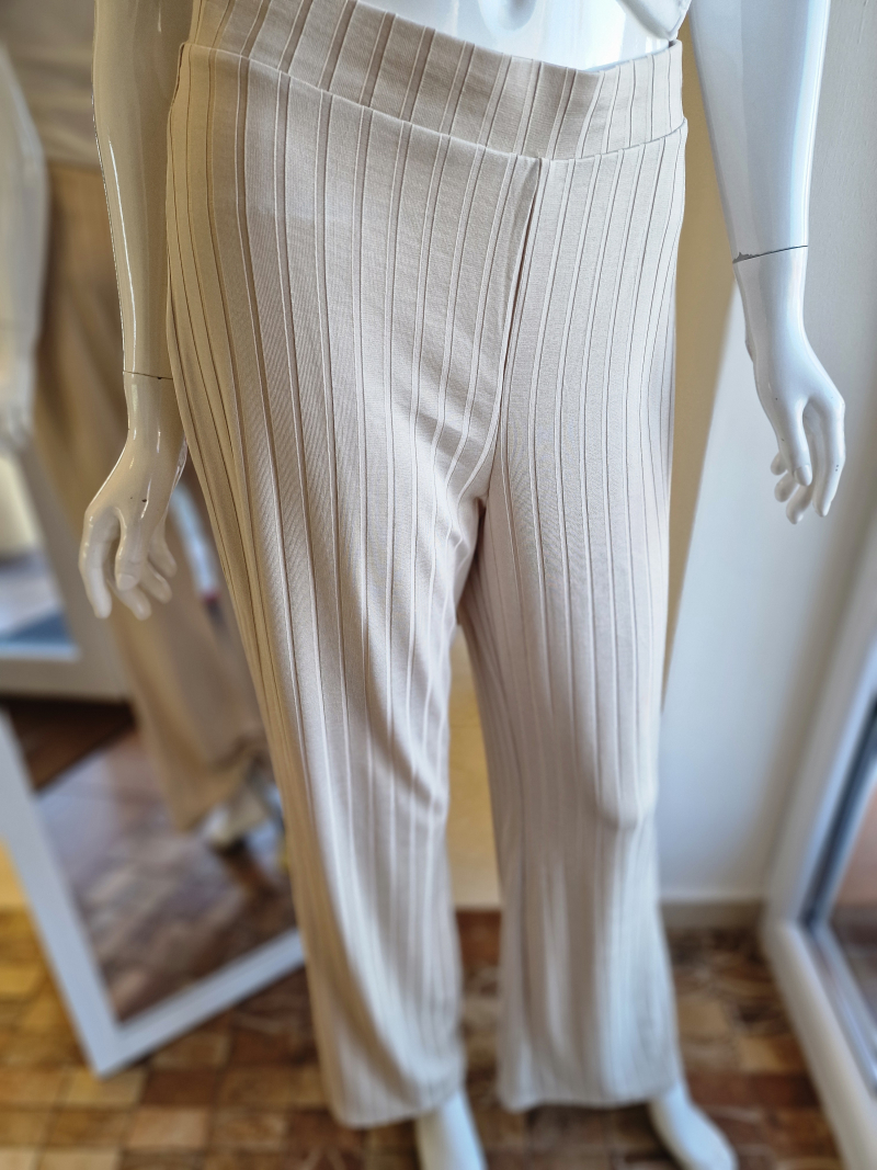 Nude tepláky 