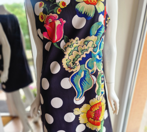 Desigual bodkované 