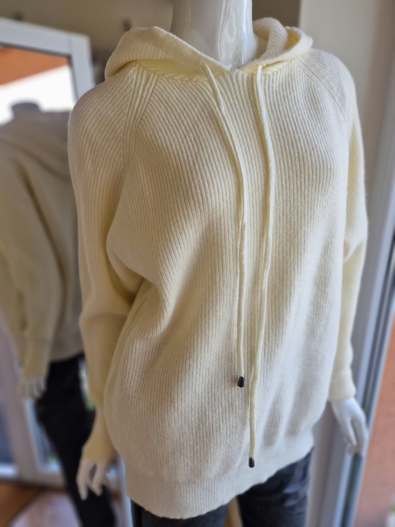 Smotanová pleteninková mikinka 