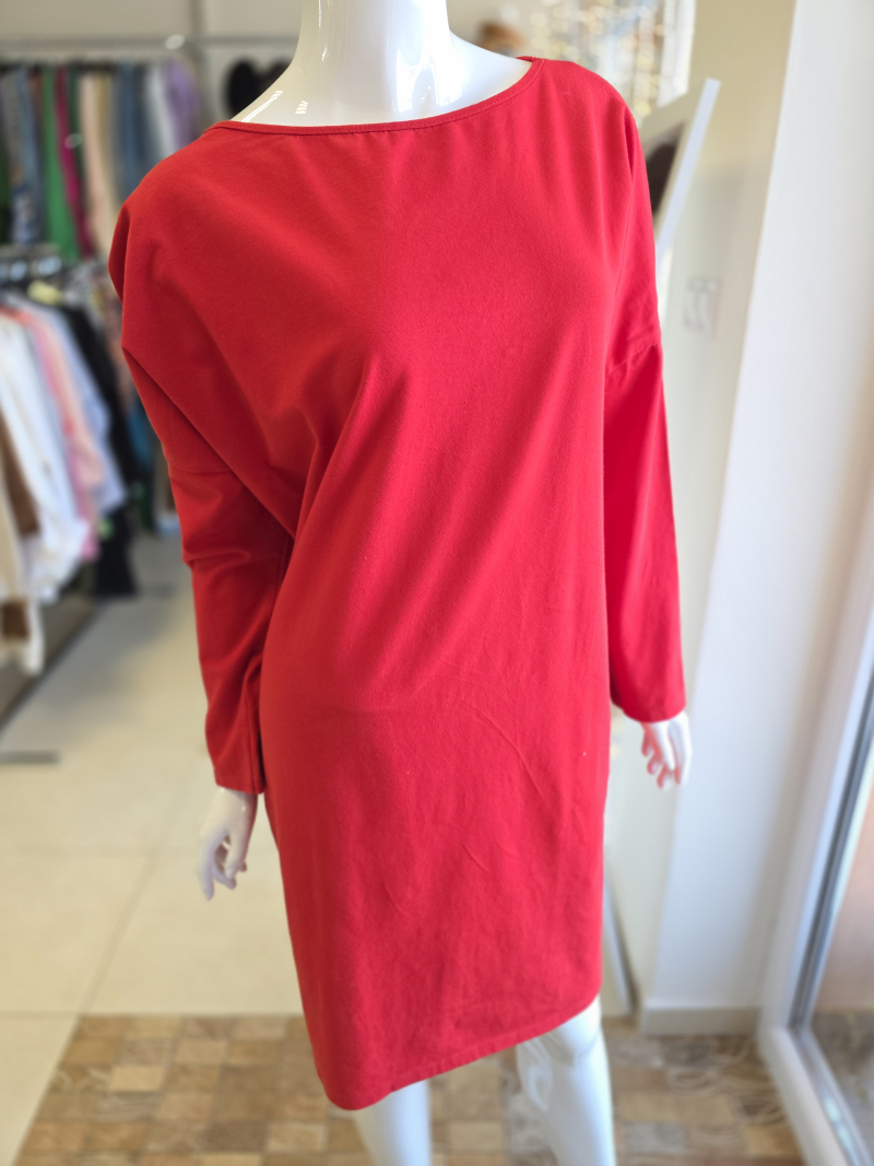 Červené teplákové šaty 