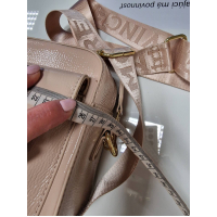 Béžový crossbody kufrík 