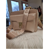 Béžový crossbody kufrík 