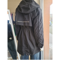 Čierna prechodná parka