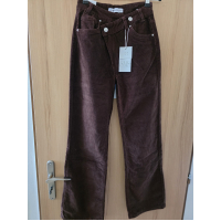 Hnedé menčestráky