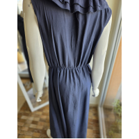 Modré šaty s volánikom 