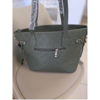 Khaki shopper